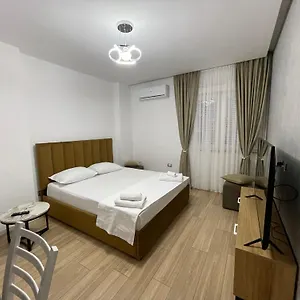 Apartament Center, Tirana